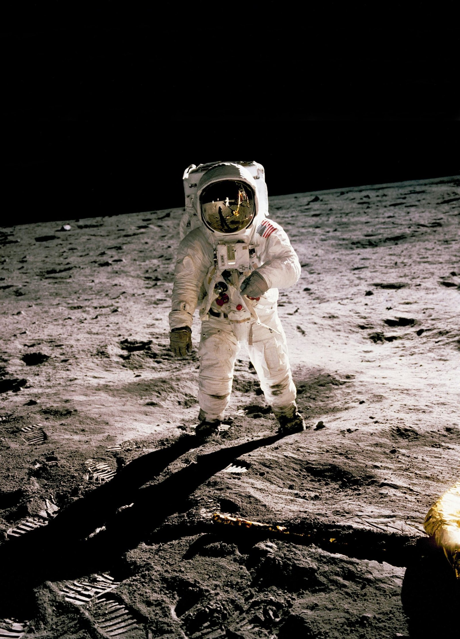 A Primeira Viagem à Lua: Um Salto Gigantesco para a Humanidade